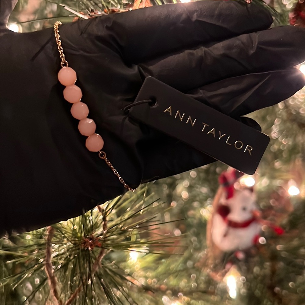 Ann Taylor Rose quart like bracelet